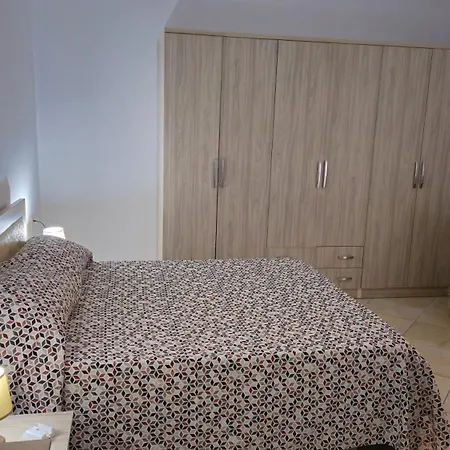 Bosco's * Tirana